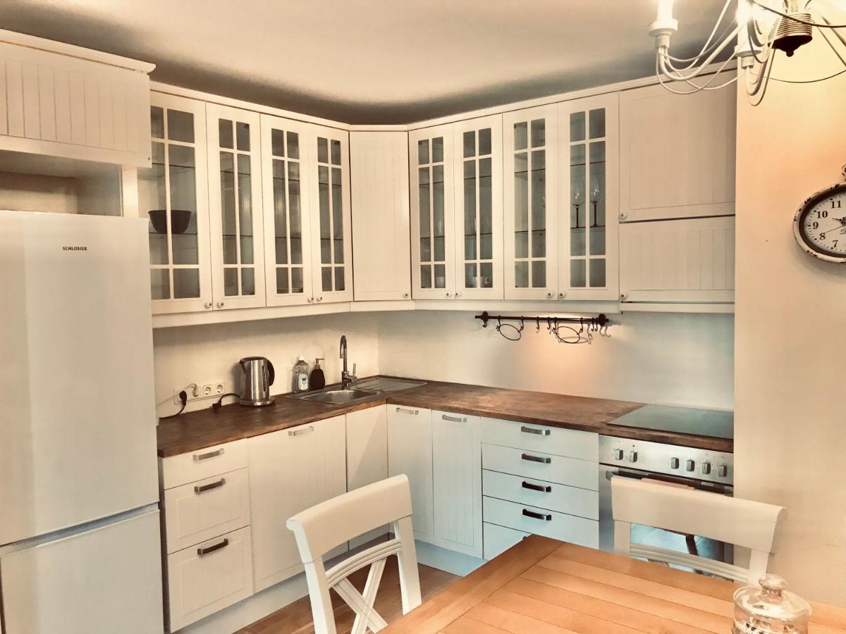 Cozy City Penthouse Apartment, Free Parking Tallin Exterior foto