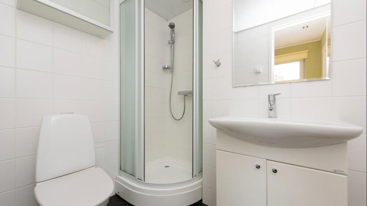 Cozy City Penthouse Apartment, Free Parking Tallin Exterior foto
